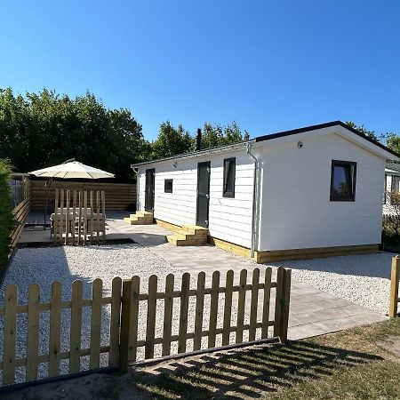 Breezy Beach Chalet Petten Esterno foto
