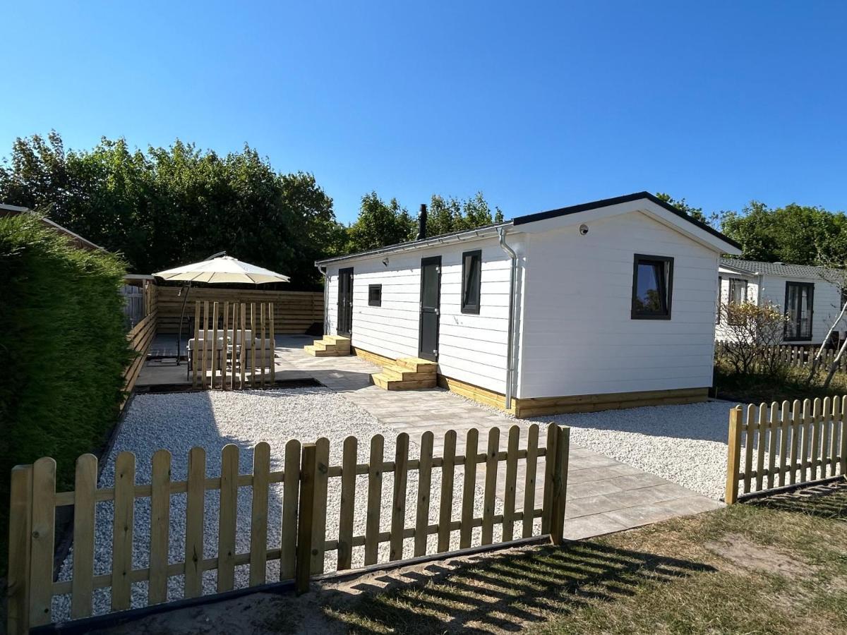 Breezy Beach Chalet Petten Esterno foto